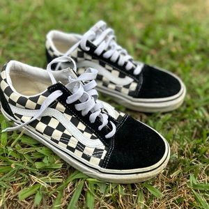 Vans (Men or Women)